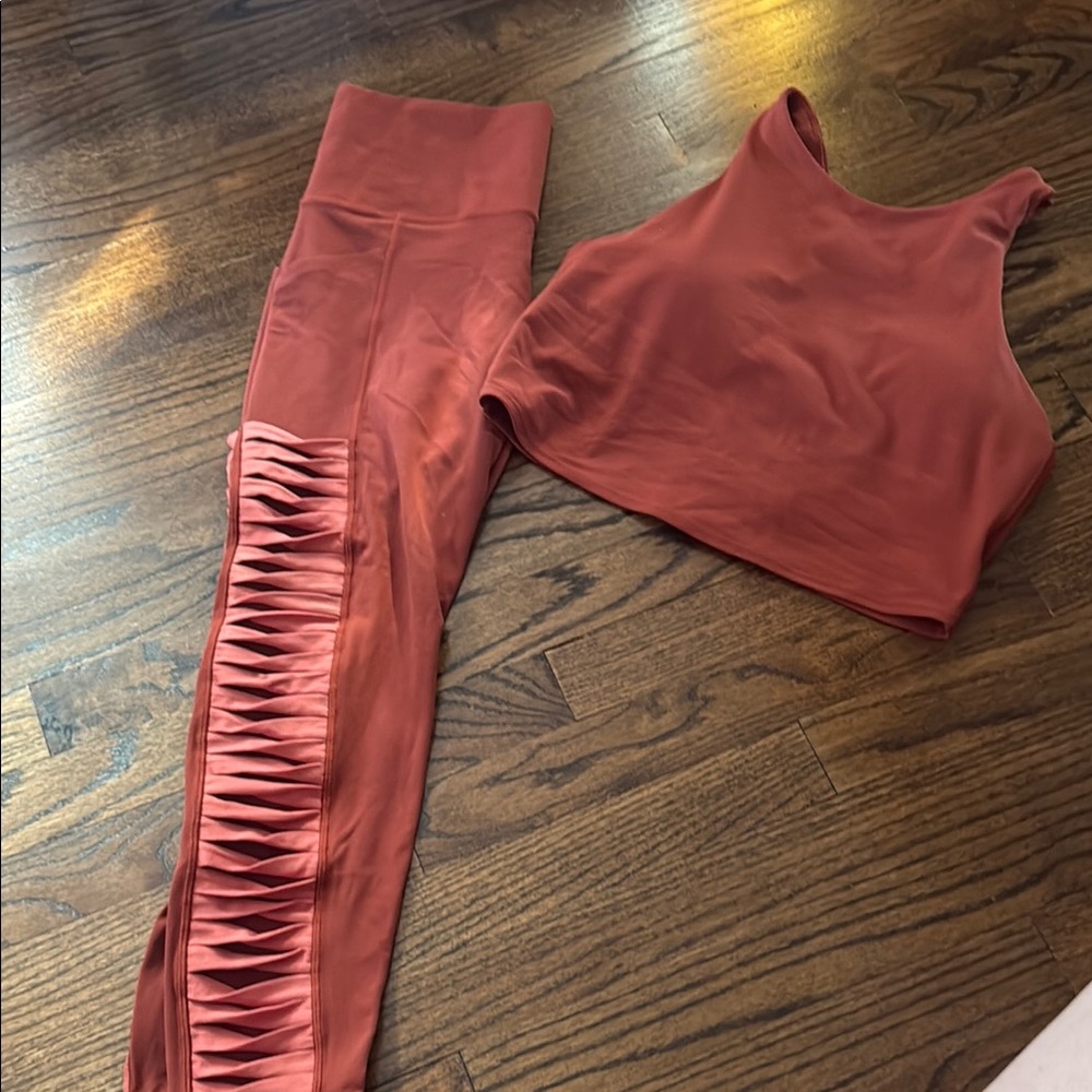 Women's Athleta Rust High-Waisted Leggings and Crop Top Set